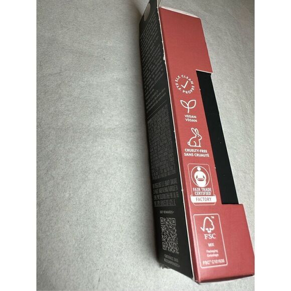 O FACE Satin Lipstick - Color: Dirty Talk beige pink - Picture 3 of 5
